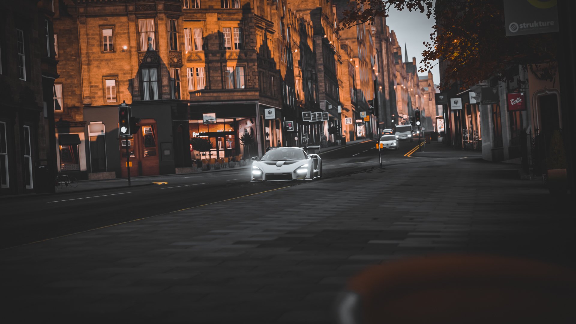 特色青训“双引擎”打造行业新动能，产业链逐渐完备，建立国内顶级青训体系