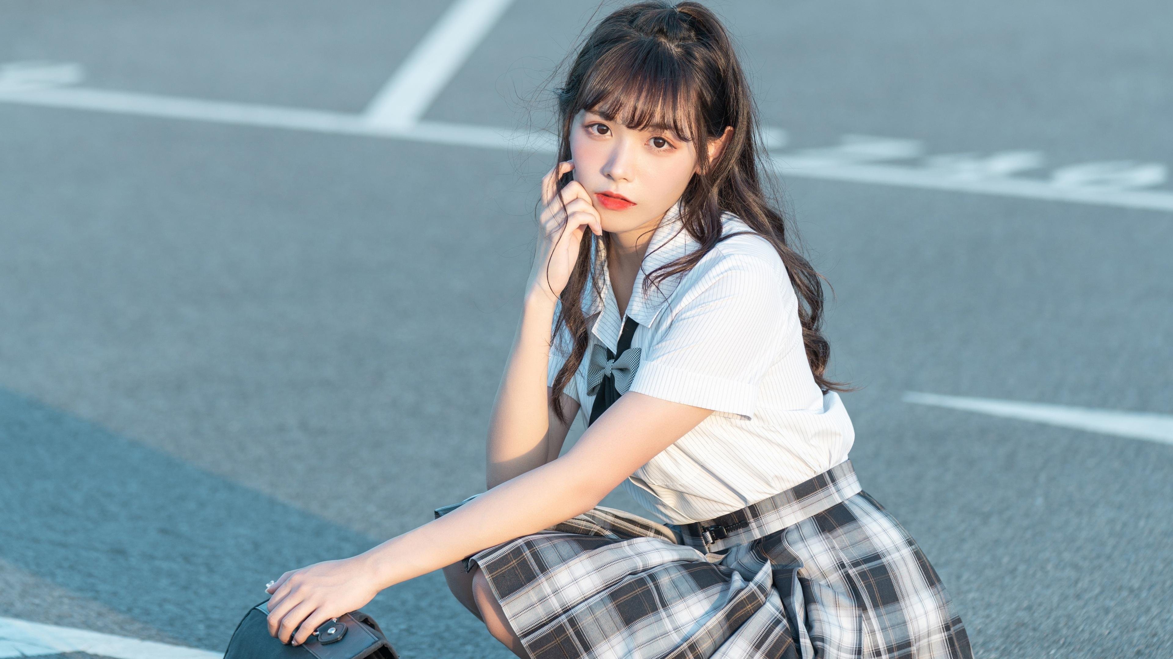 东亚杯中国足球迎战 球员拼搏赢得赞誉,东亚杯国足成绩